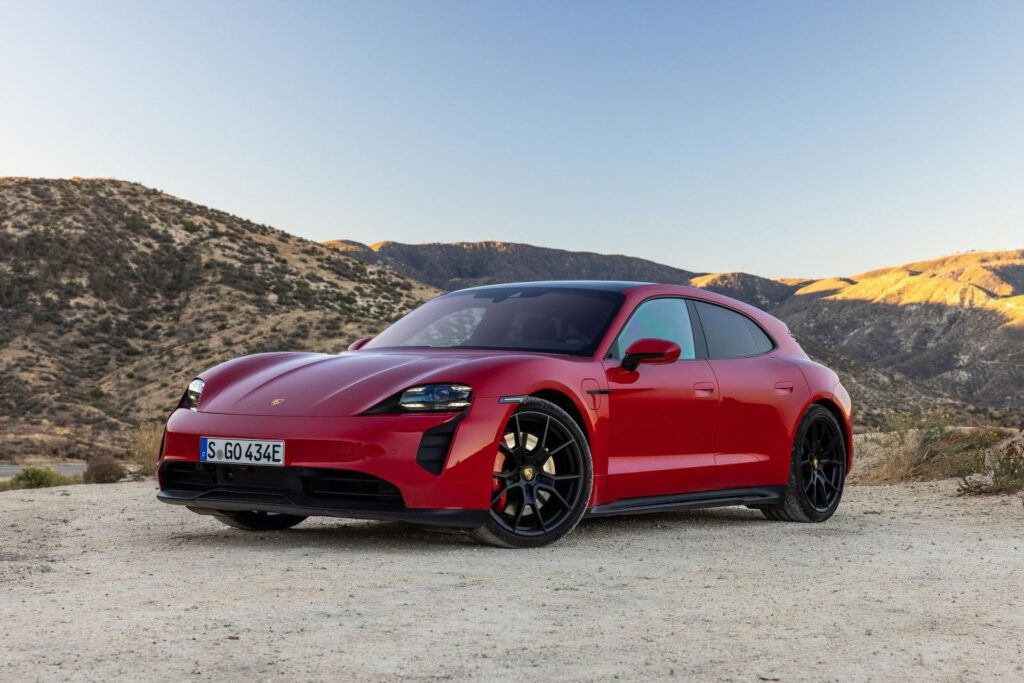 Porsche Taycan Sport Turismo (Y1A) 4S Performance 79.2 kWh (530 Hp)