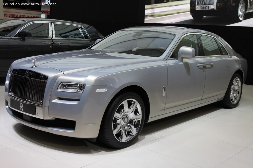 Rolls-Royce Ghost I 6.6 V12 48V (570 Hp)