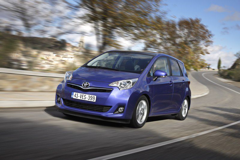 Toyota Verso-S II (facelift ) 1.33 Dual VVT-i (99 Hp)