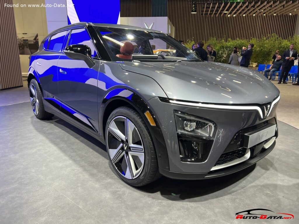 VinFast VF 7 75.3 kWh (204 Hp) Electric